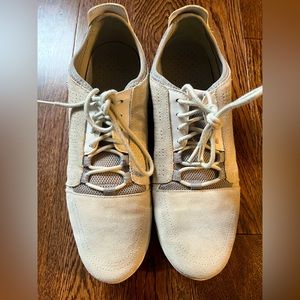 GEOX tan and grey Suede Men’s shoes size 10